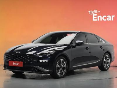 2022 Kia K8