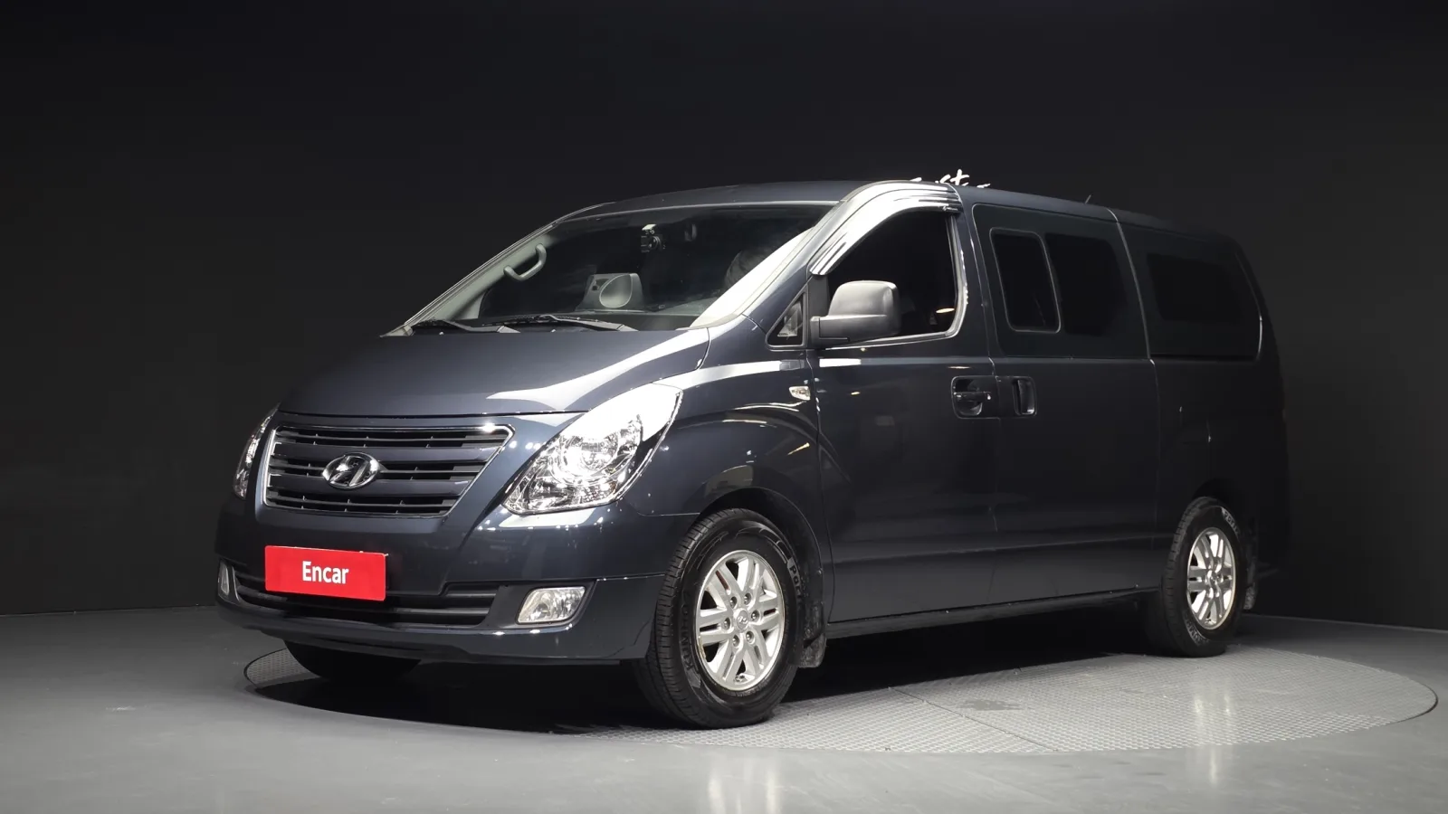 2016 Hyundai Starex