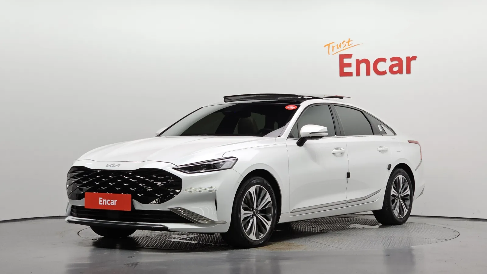 2023 Kia K8