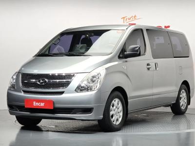 2016 Hyundai Starex