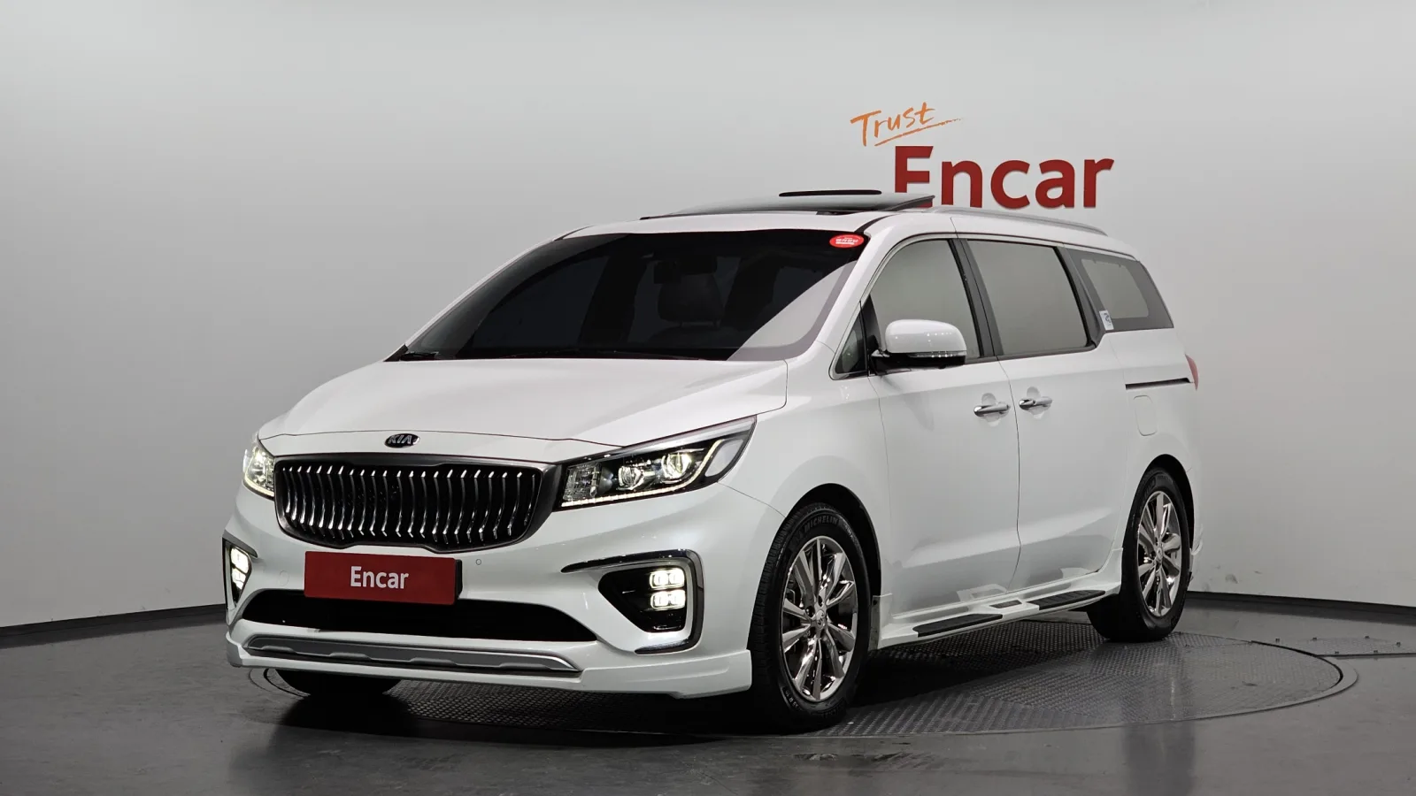 2020 Kia Carnival