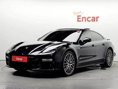 2025 Porsche Panamera