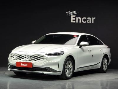2022 Kia K8