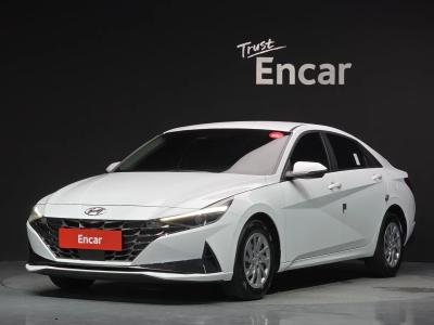 2022 Hyundai Elantra