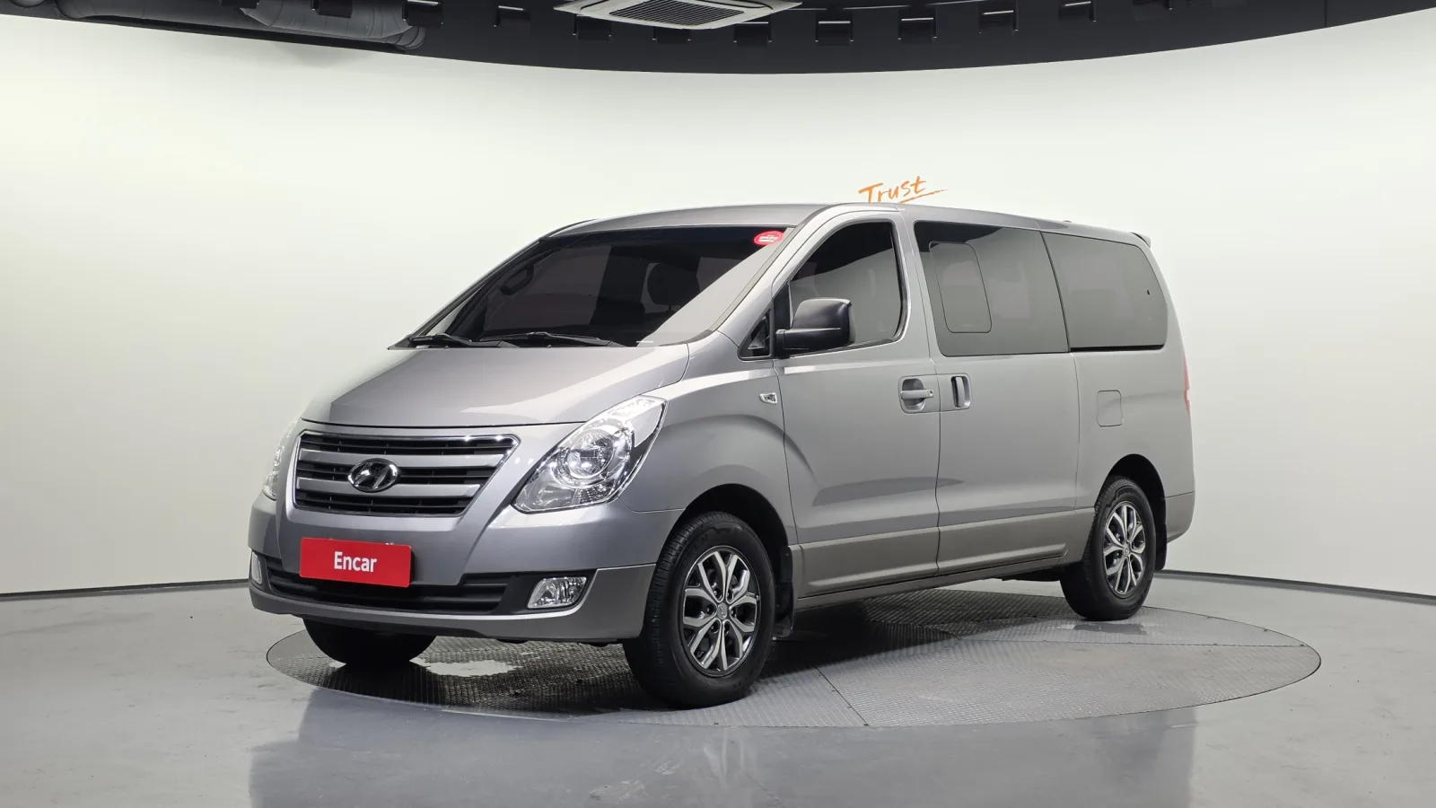 2017 Hyundai Starex