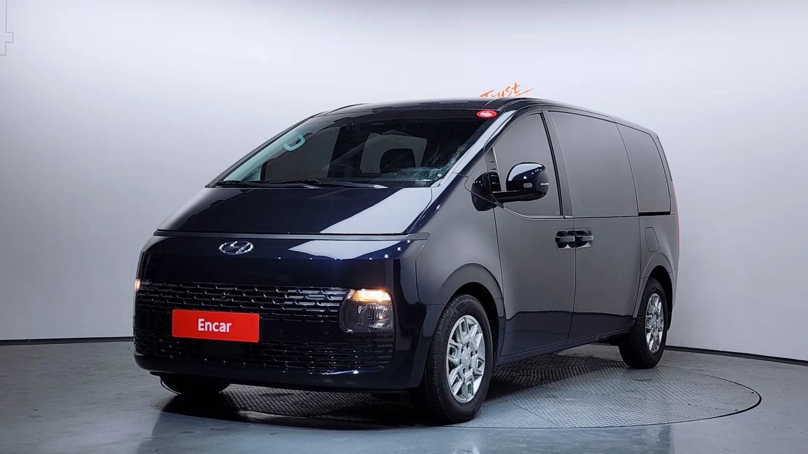 2023 Hyundai Staria