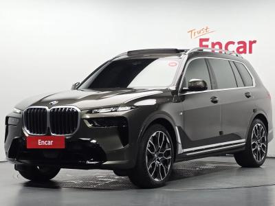 2026 BMW X7