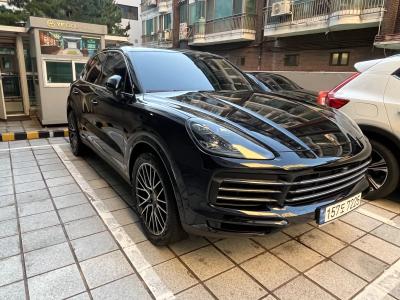2021 Porsche Cayenne