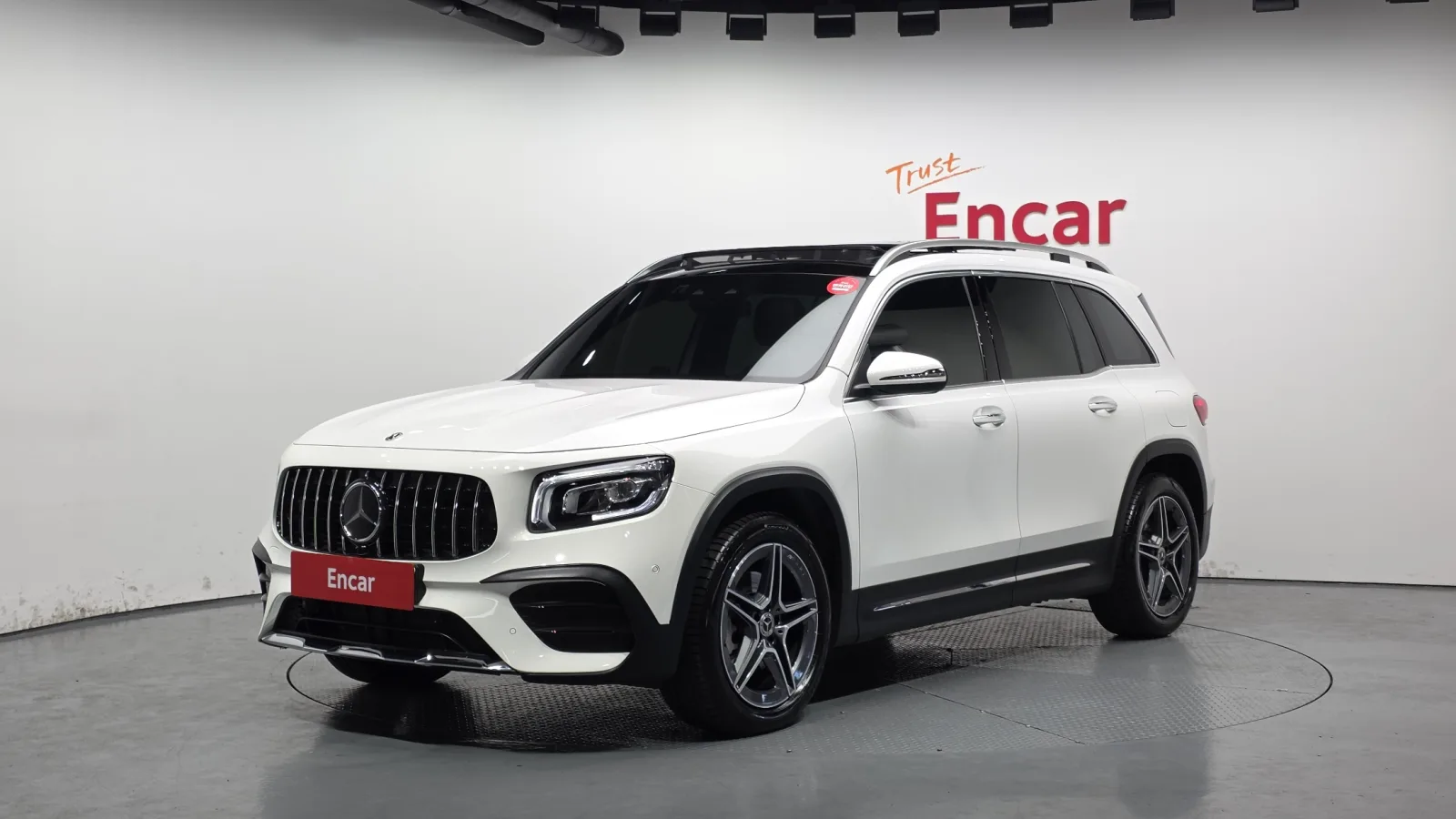 2023 Mercedes-Benz GLB-Class