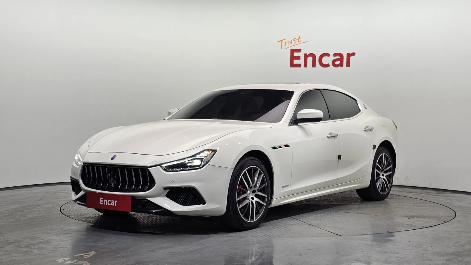 2019 Maserati Ghibli
