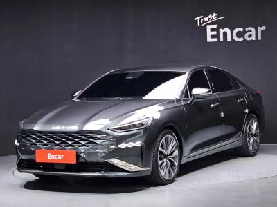 2022 Kia K8