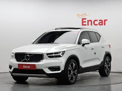 2021 Volvo XC40