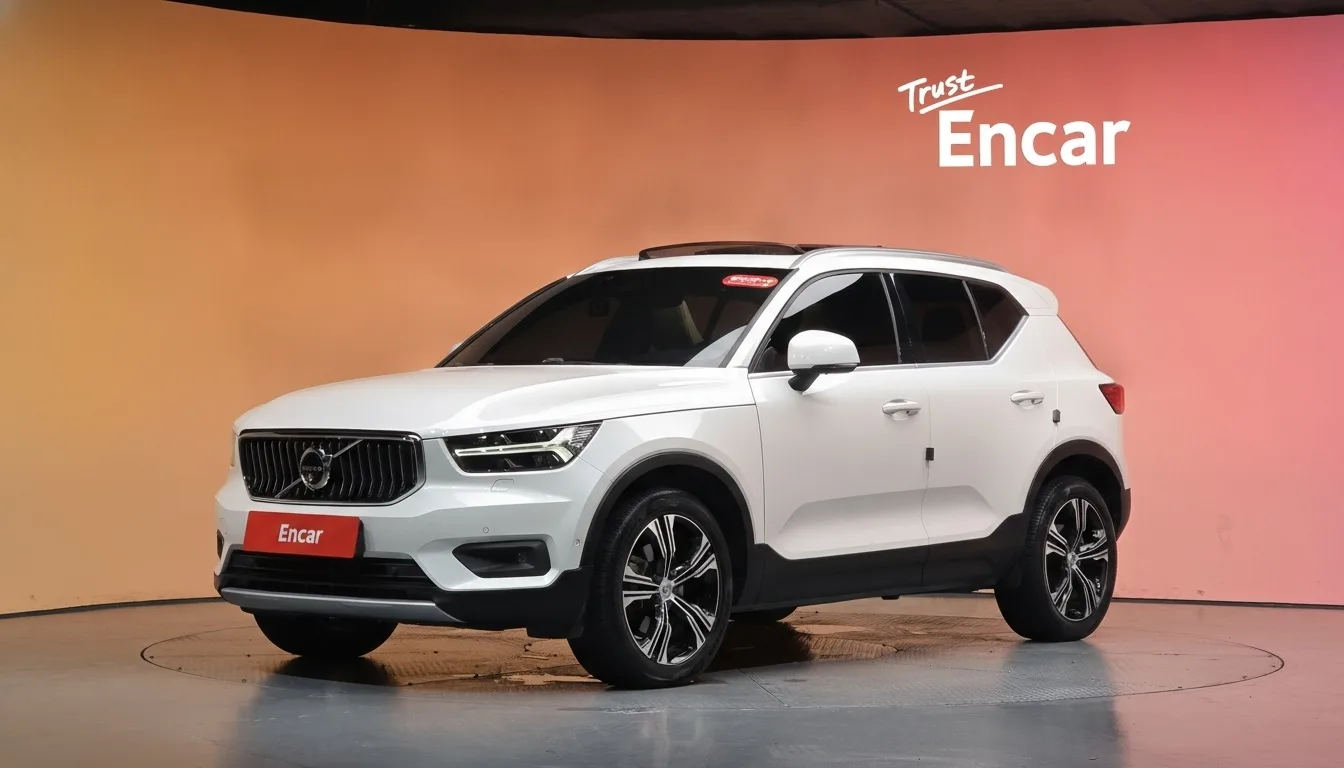 2020 Volvo XC40