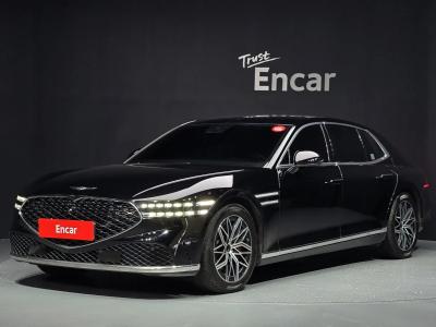 2022 Genesis G90