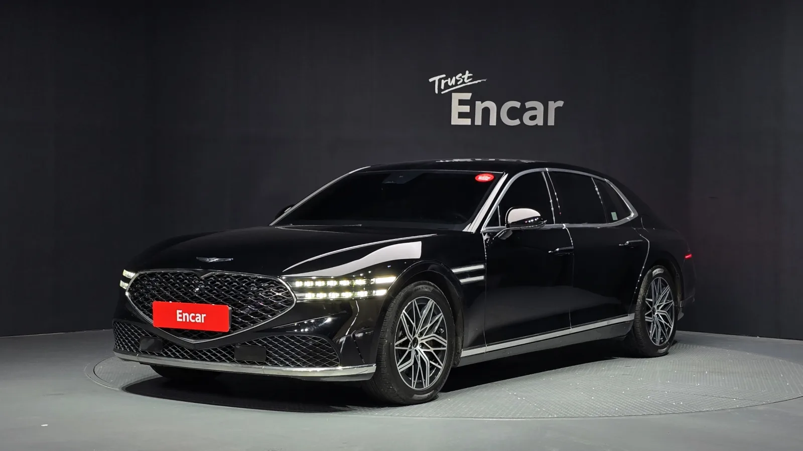 2022 Genesis G90