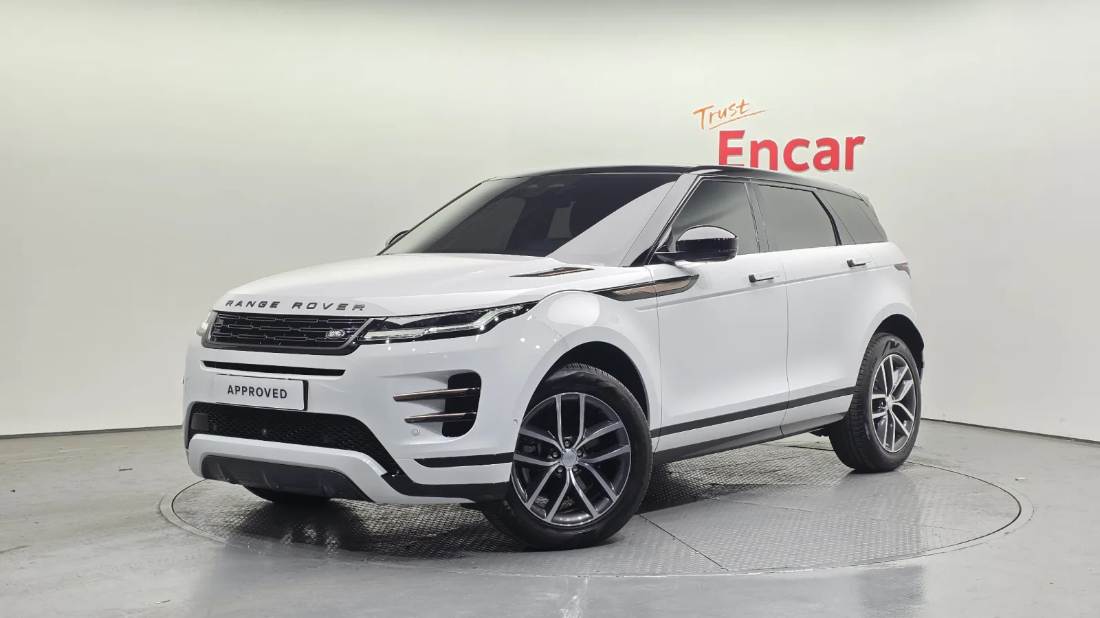 2025 Land Rover Range Rover Evoque