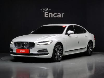 2023 Volvo S90