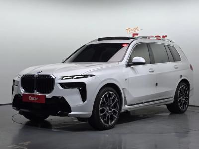 2025 BMW X7
