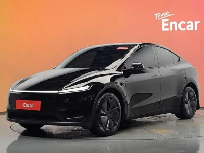 2025 Tesla Model Y