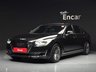 2018 Genesis EQ900