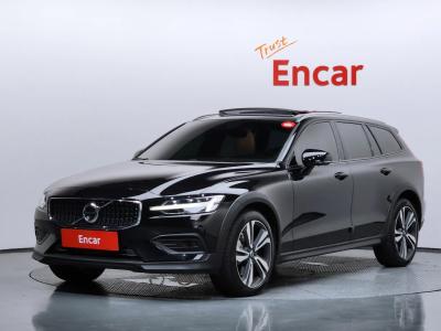 2021 Volvo V60