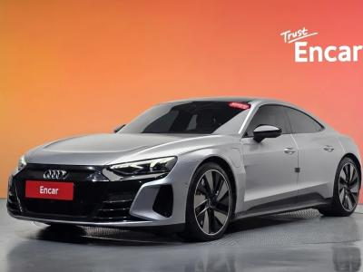 2022 Audi e-tron GT