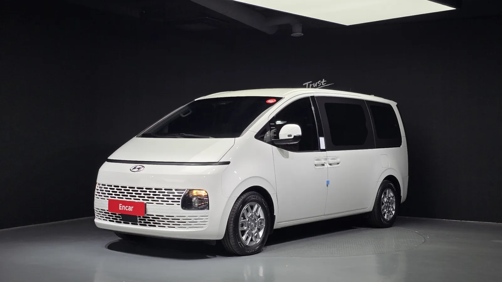 2022 Hyundai Staria
