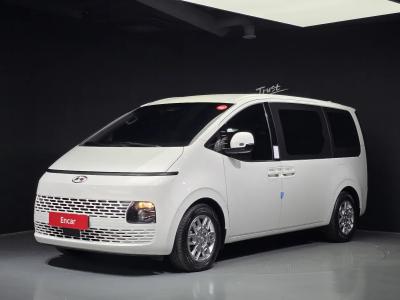 2022 Hyundai Staria
