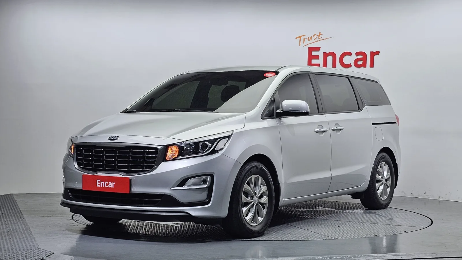 2020 Kia Carnival