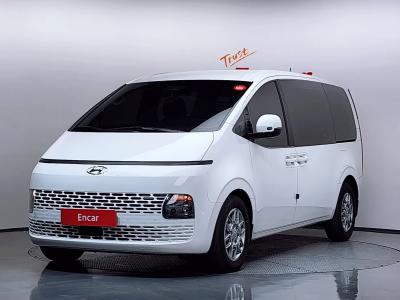 2022 Hyundai Staria