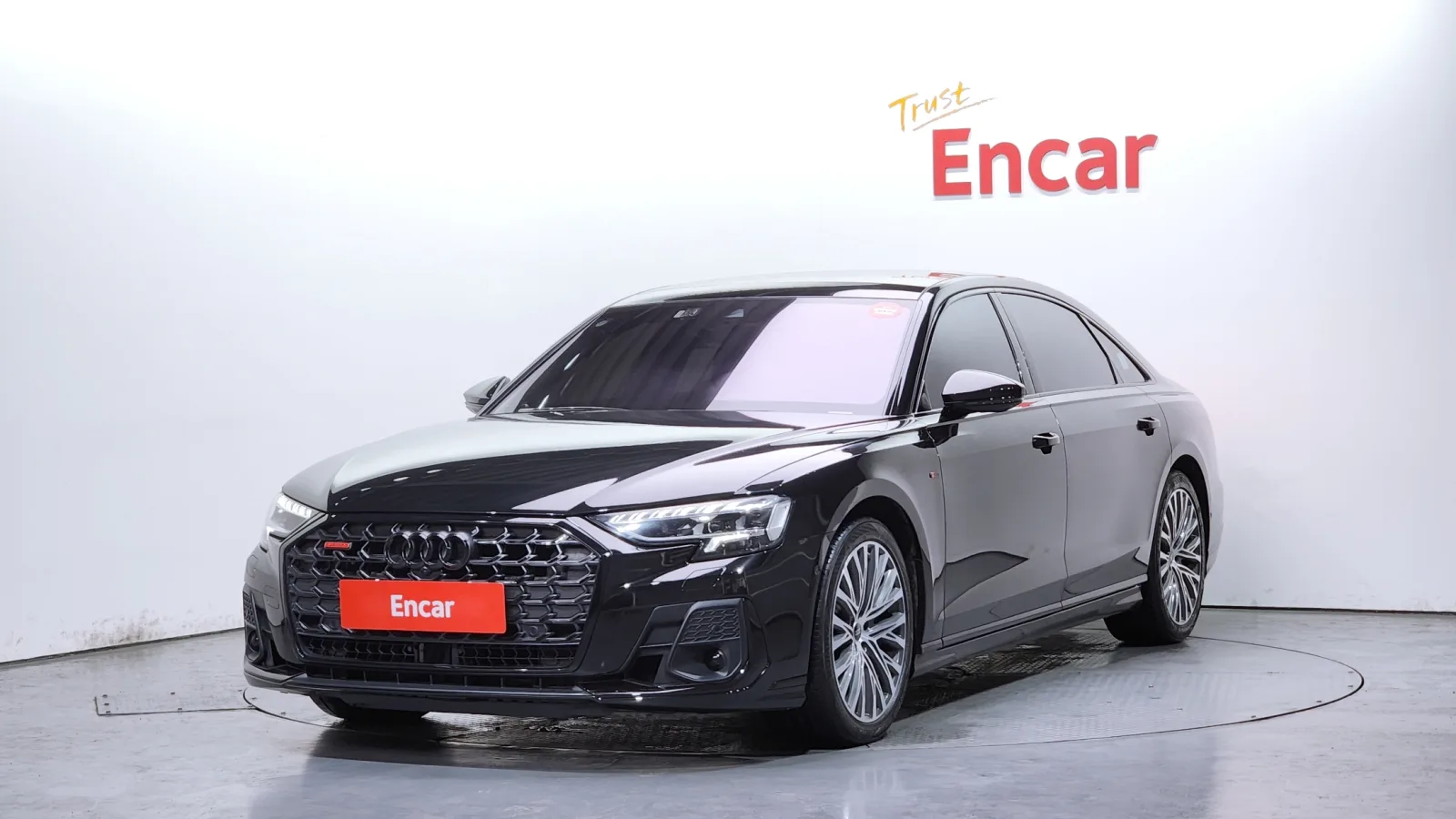 2022 Audi A8