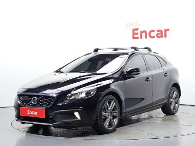 2015 Volvo V40
