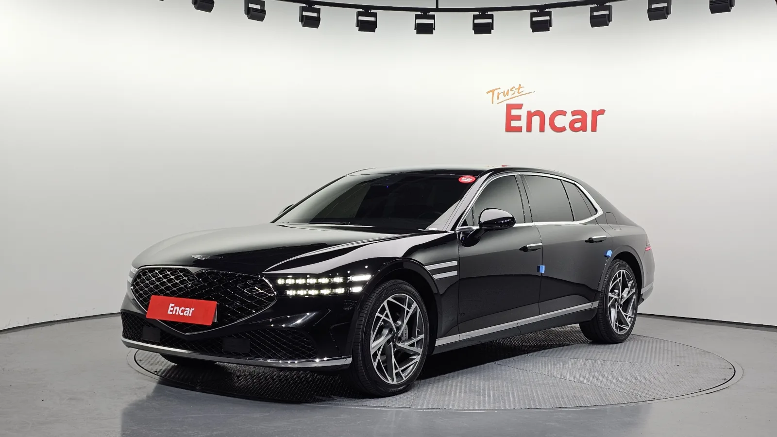 2023 Genesis G90