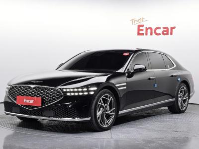 2023 Genesis G90