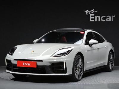 2025 Porsche Panamera