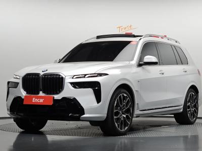 2024 BMW X7