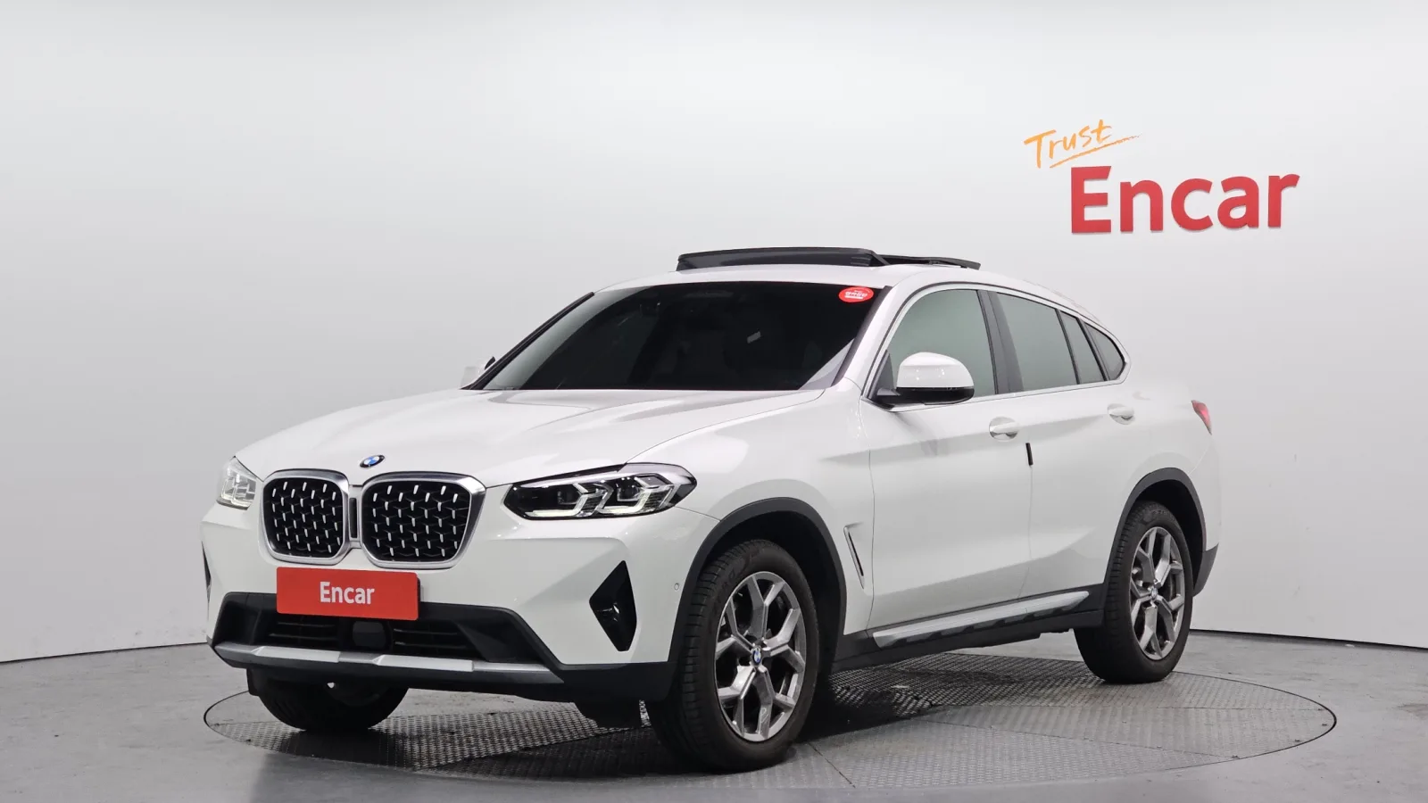 2022 BMW X4