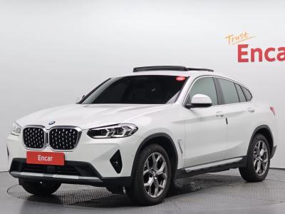 2022 BMW X4