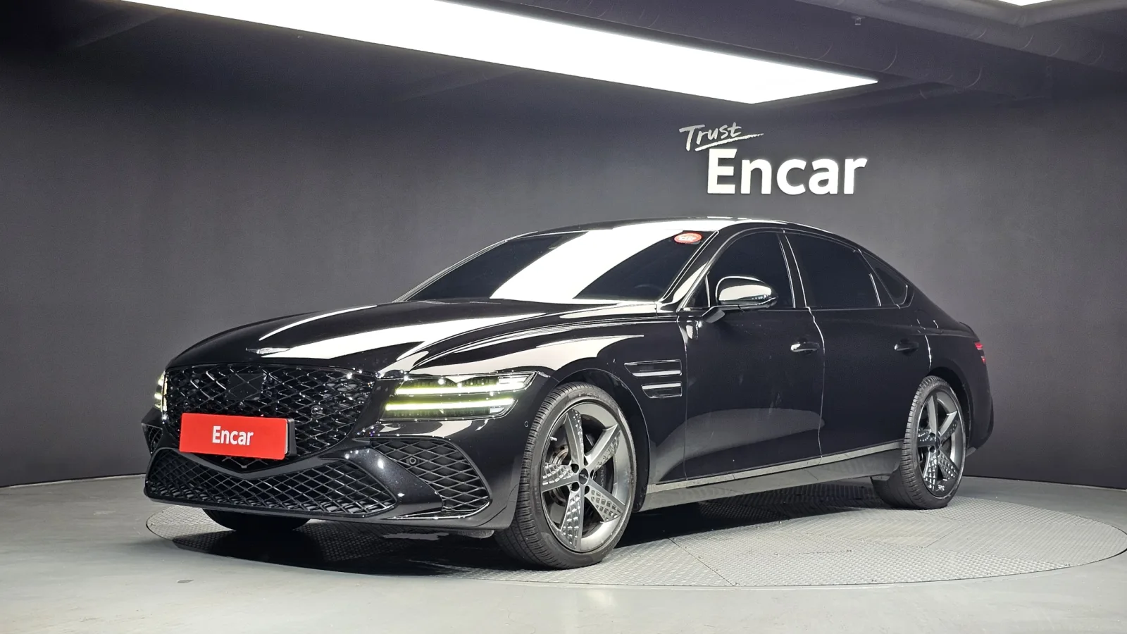 2025 Genesis G80