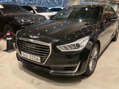2016 Genesis EQ900