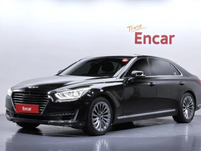 2018 Genesis EQ900