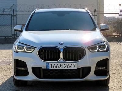 2022 BMW X1