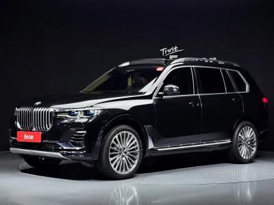 2022 BMW X7