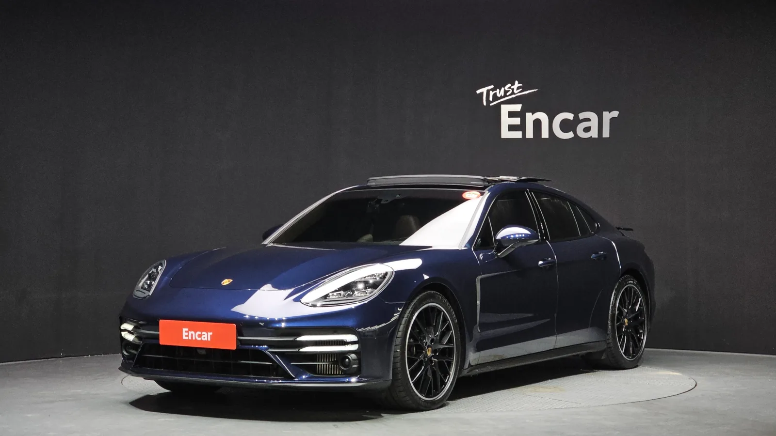 2023 Porsche Panamera