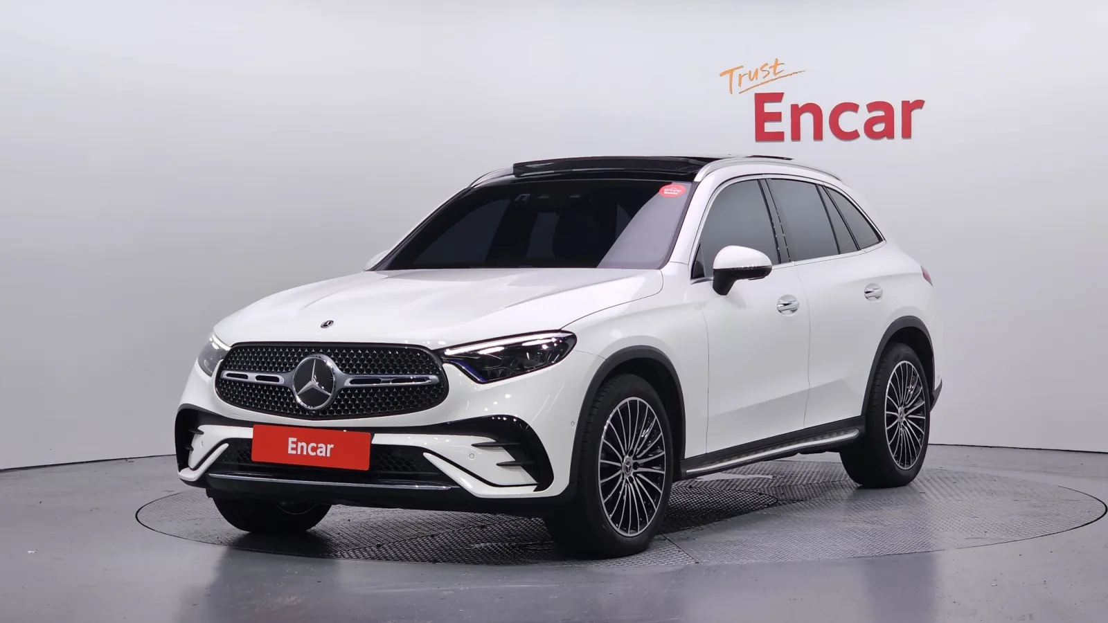 2024 Mercedes-Benz GLC-Class