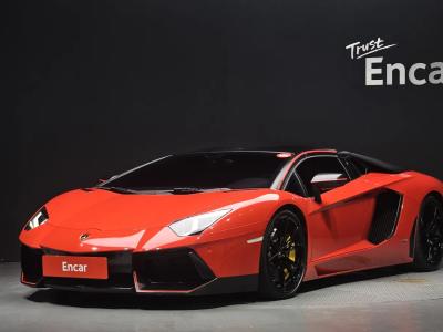 2016 Lamborghini Aventador