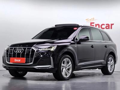 2021 Audi Q7