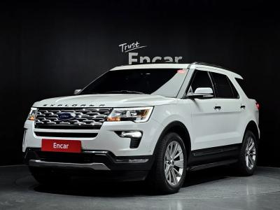 2019 Ford Explorer