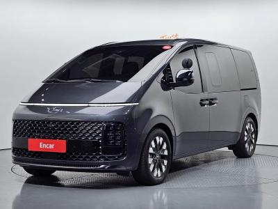2022 Hyundai Staria