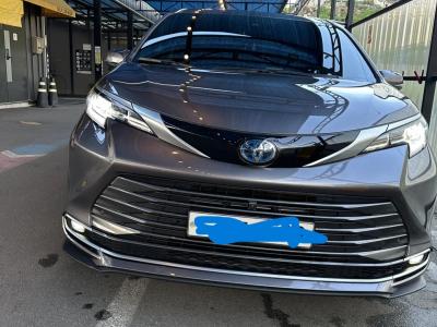 Toyota Sienna 2021